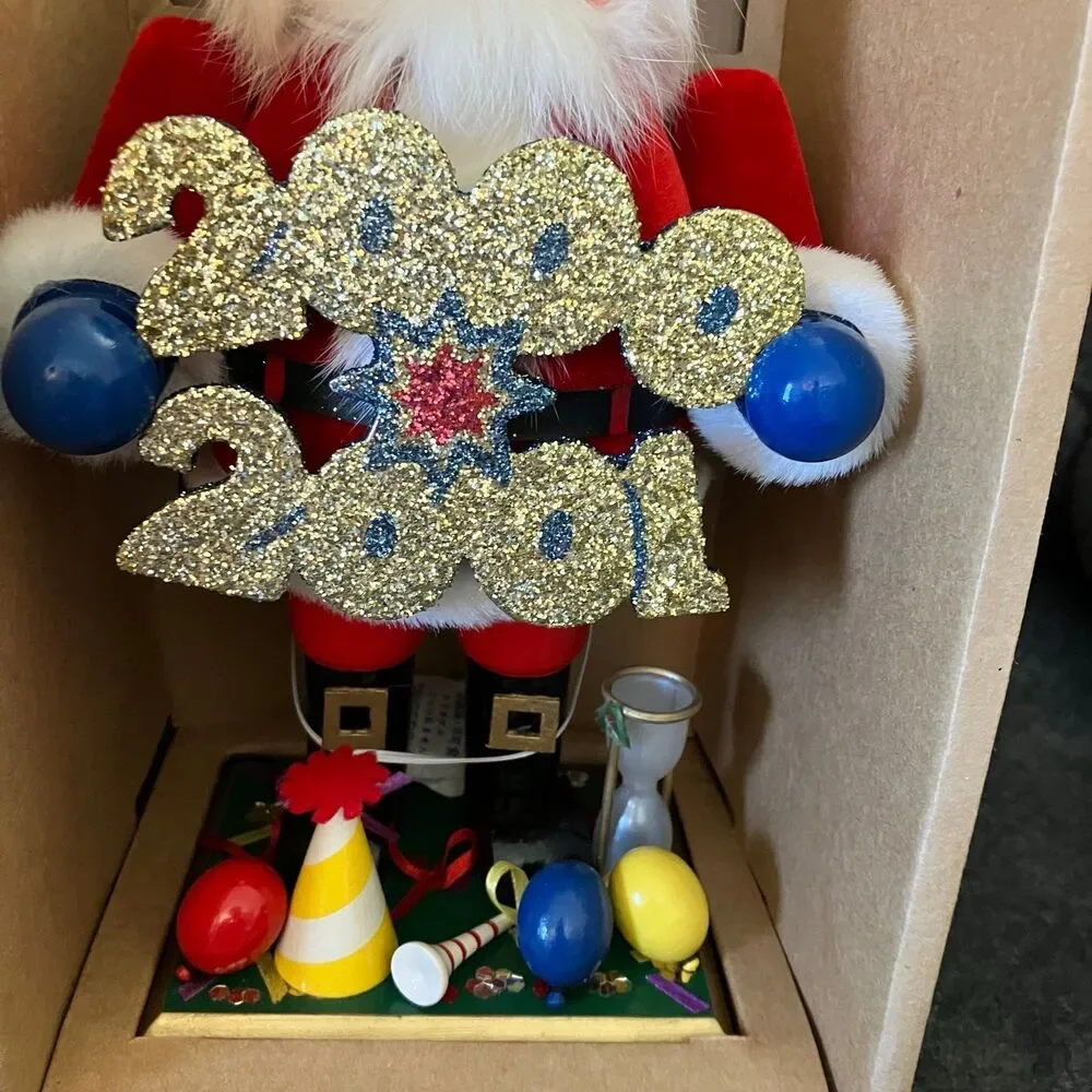 Vtg Christmas Nutcracker Celebration Santa Village Old World 2000 2001 Ltd Edit